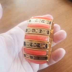 Vintage Asian Inspired Expansion Stretch Orange Thermoset Gold Tone Bracelet
